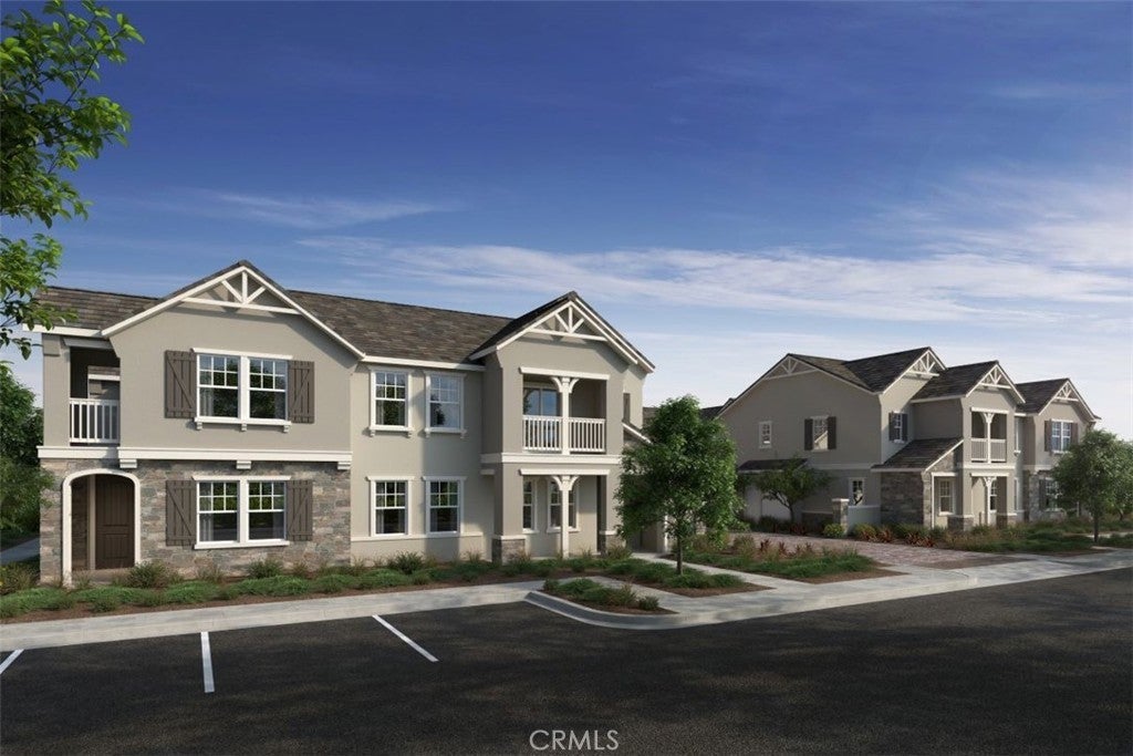 Photo of Listing #IV25247103