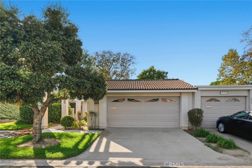 Photo of Listing #PW25245238