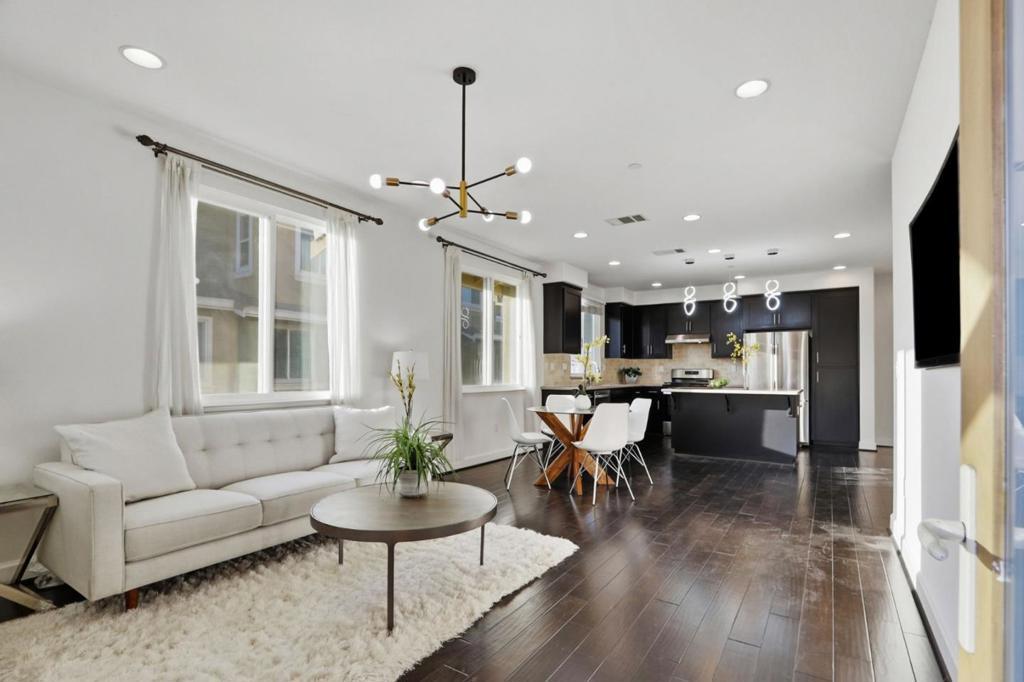 Photo of Listing #ML82025928