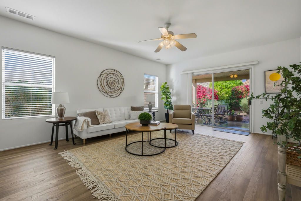 78584 Glastonbury Way, Palm Desert