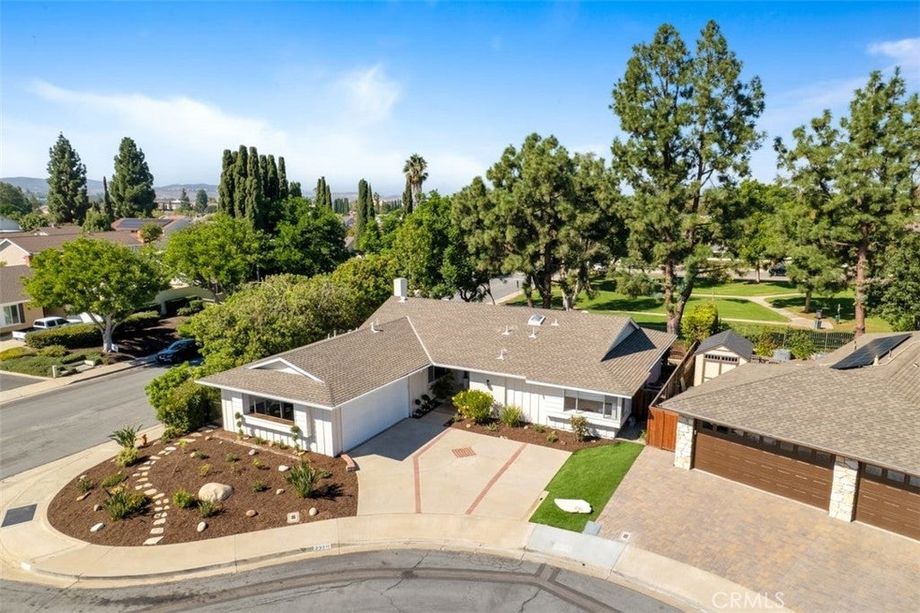 Photo of Listing #LG25247418