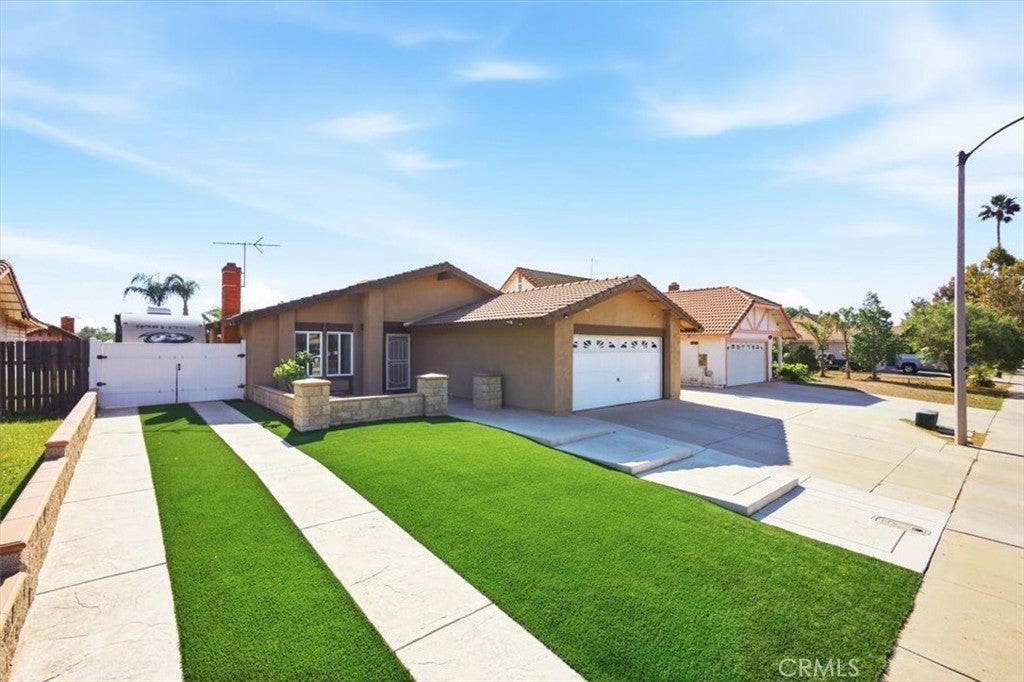 Photo of Listing #SW25235584