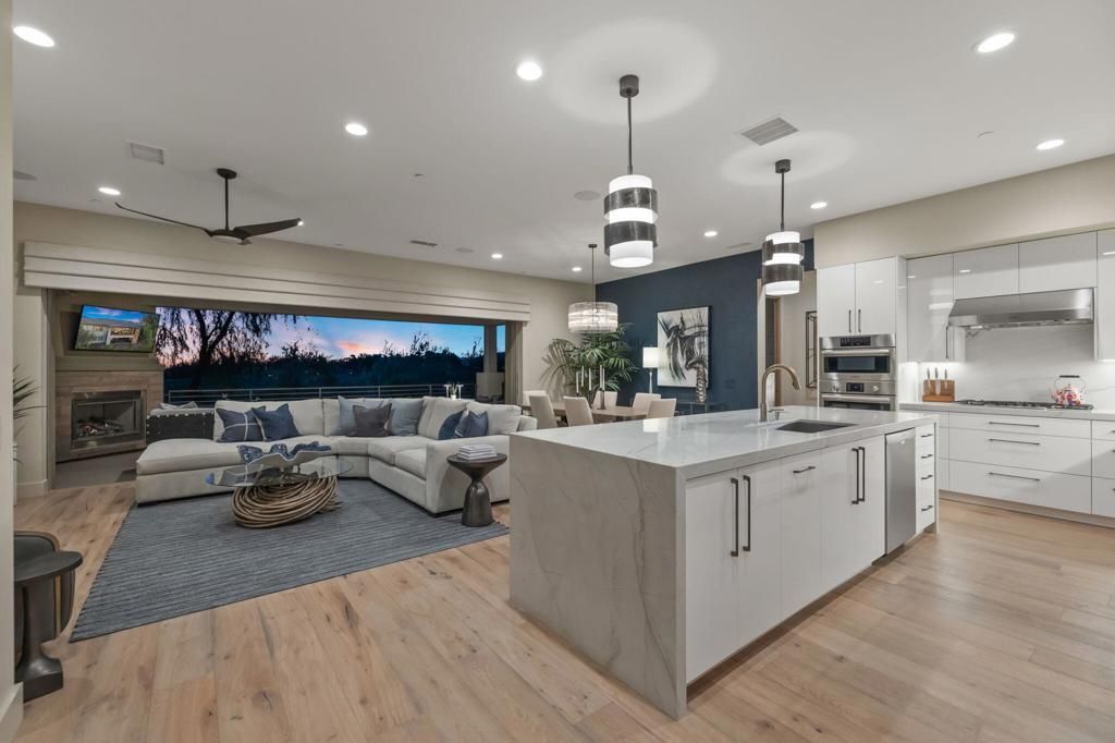 703 Retreat Circle, Palm Desert