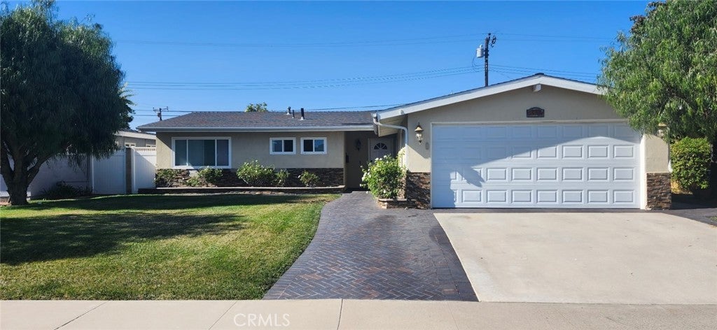 Photo of Listing #OC25228021