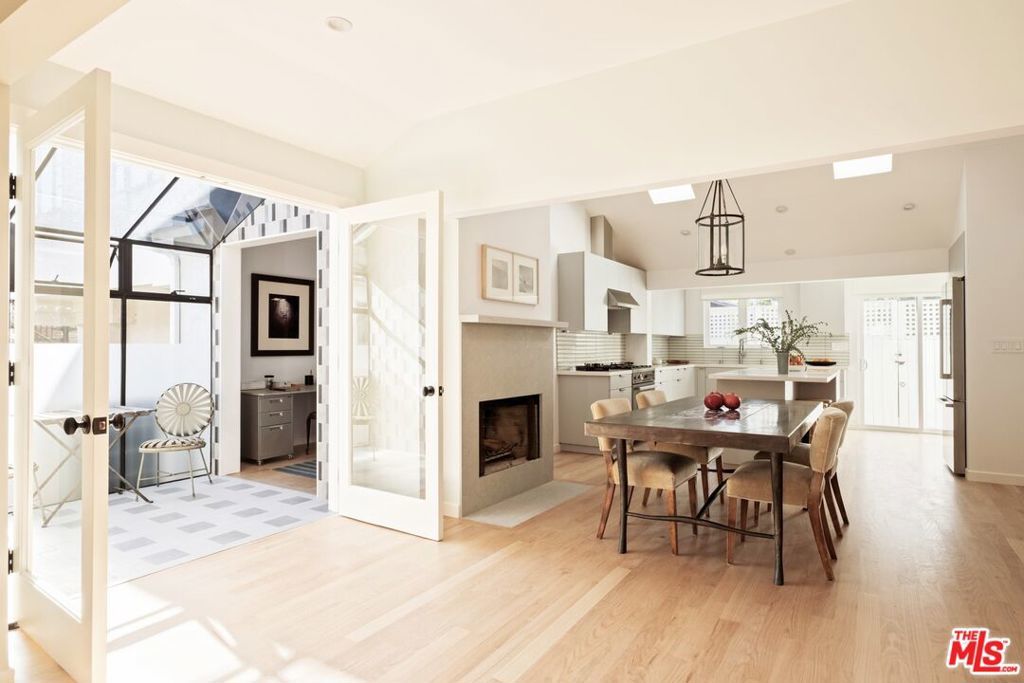 Photo of Listing #25611019