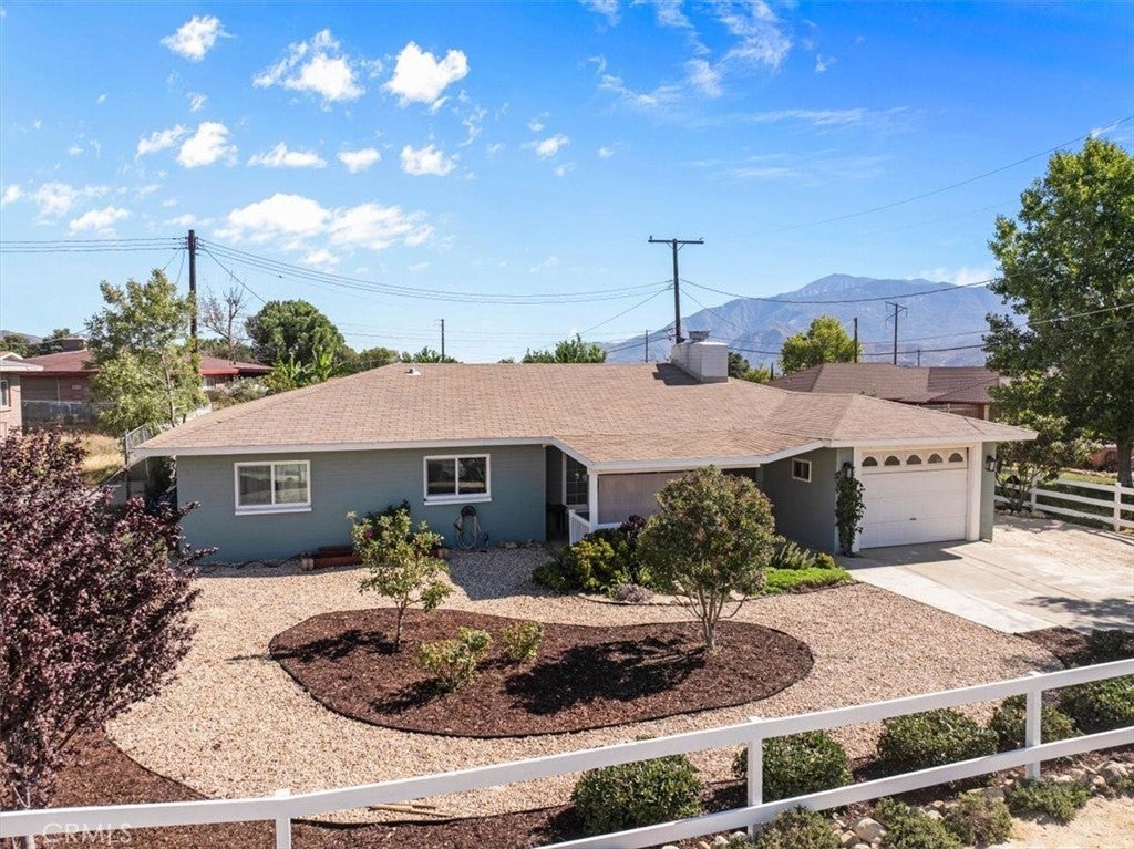 Photo of Listing #CV25248036