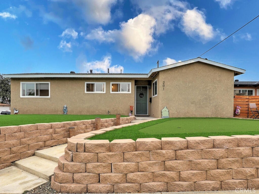 Photo of Listing #PW25248317