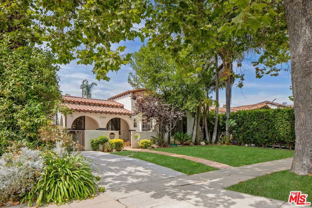 Photo of Listing #25611833