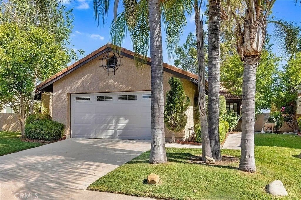 Photo of Listing #SR25248903