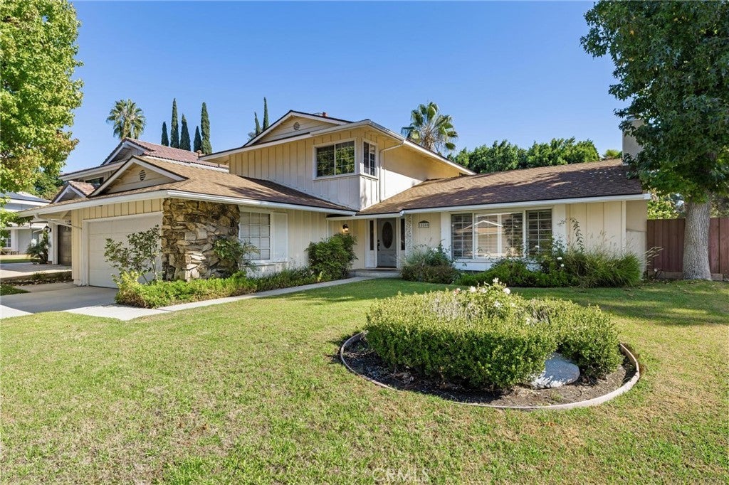 Photo of Listing #SR25248342