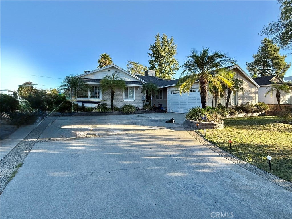 Photo of Listing #SR25249158