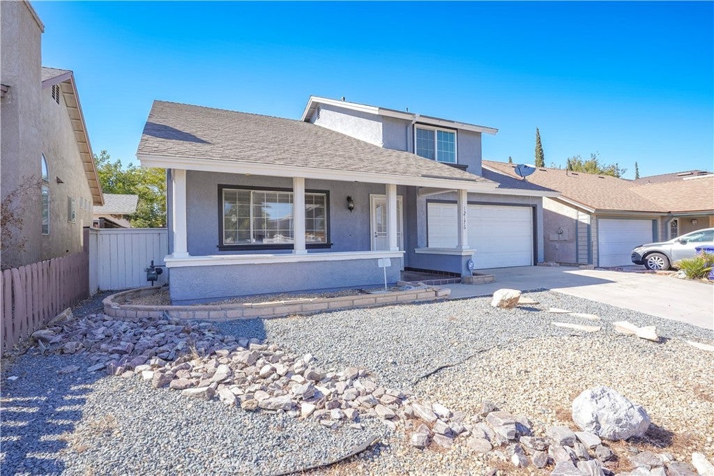 Photo of Listing #IV25248310