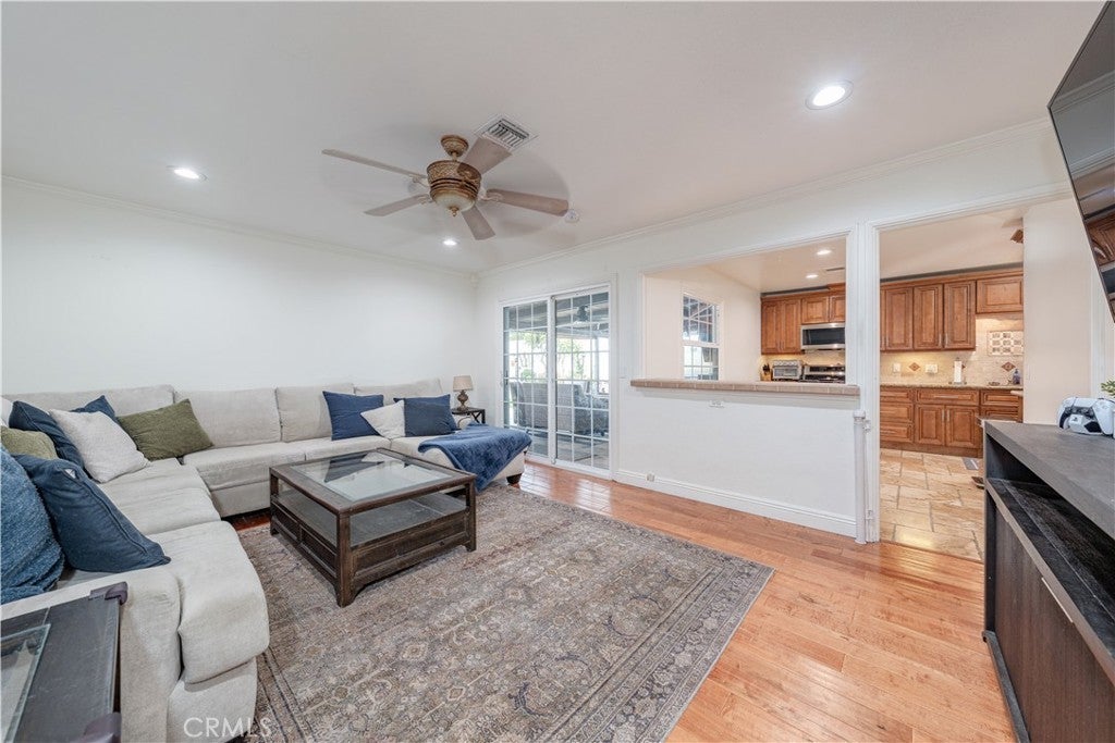 Photo of Listing #OC25244880