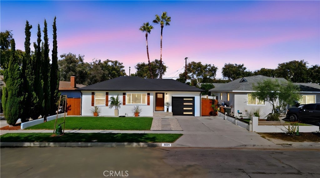 Photo of Listing #PW25249097