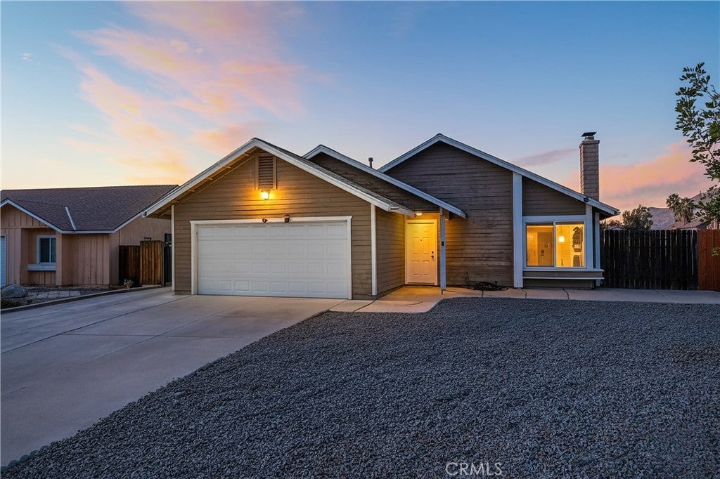 Photo of Listing #IV25250198