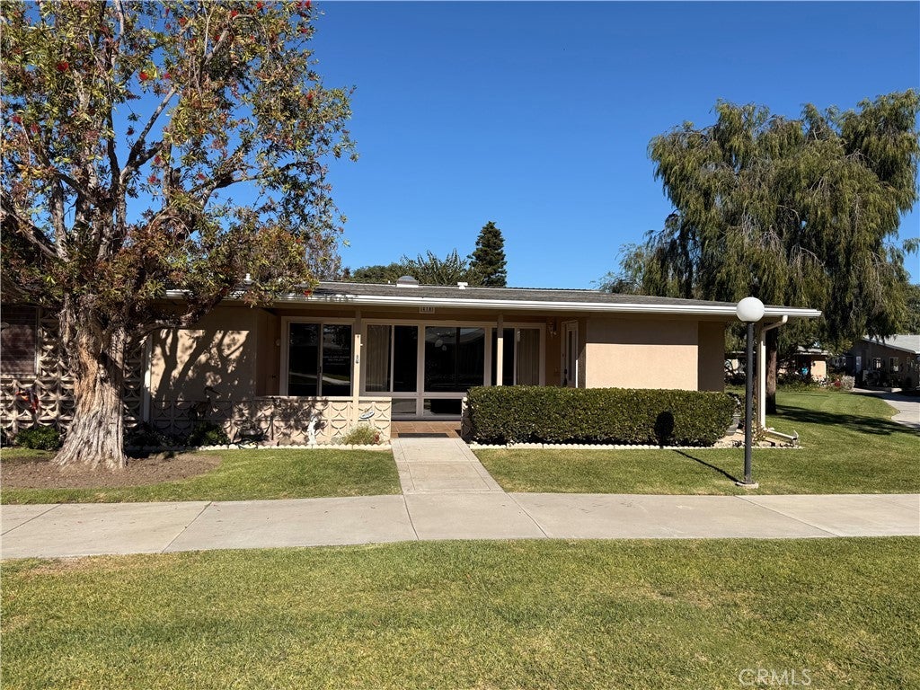 Photo of Listing #OC25250136