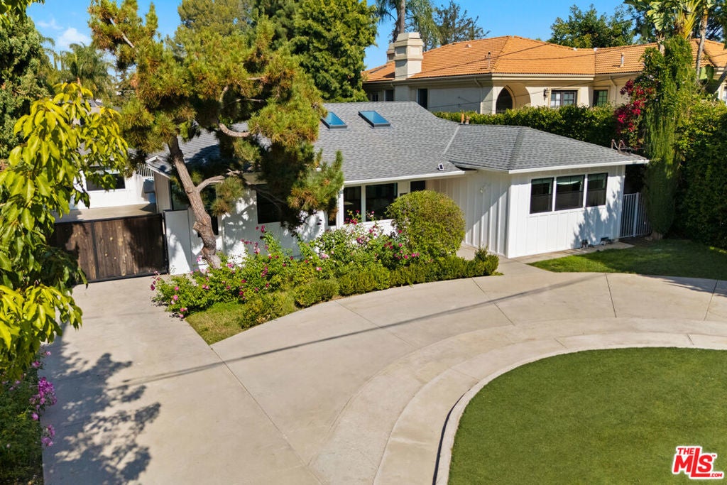 Photo of Listing #25612629