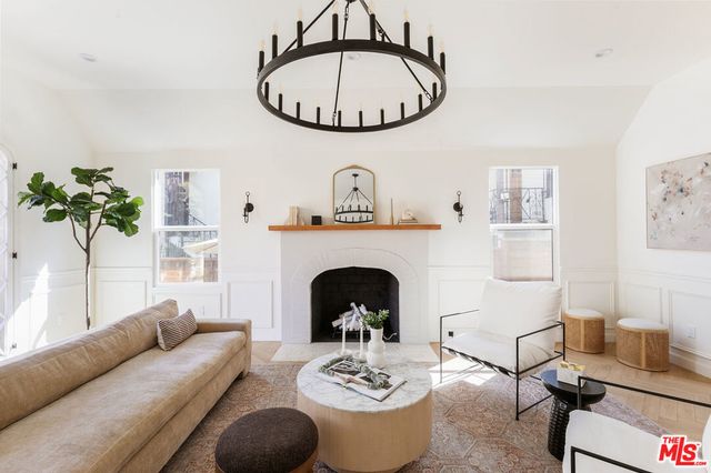 3818 Tracy Street, Los Angeles