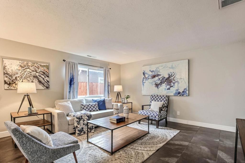 Photo of Listing #ML82026339