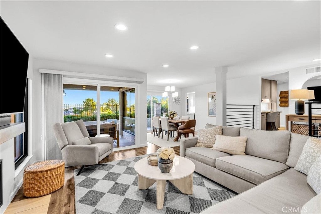 Photo of Listing #OC25250846