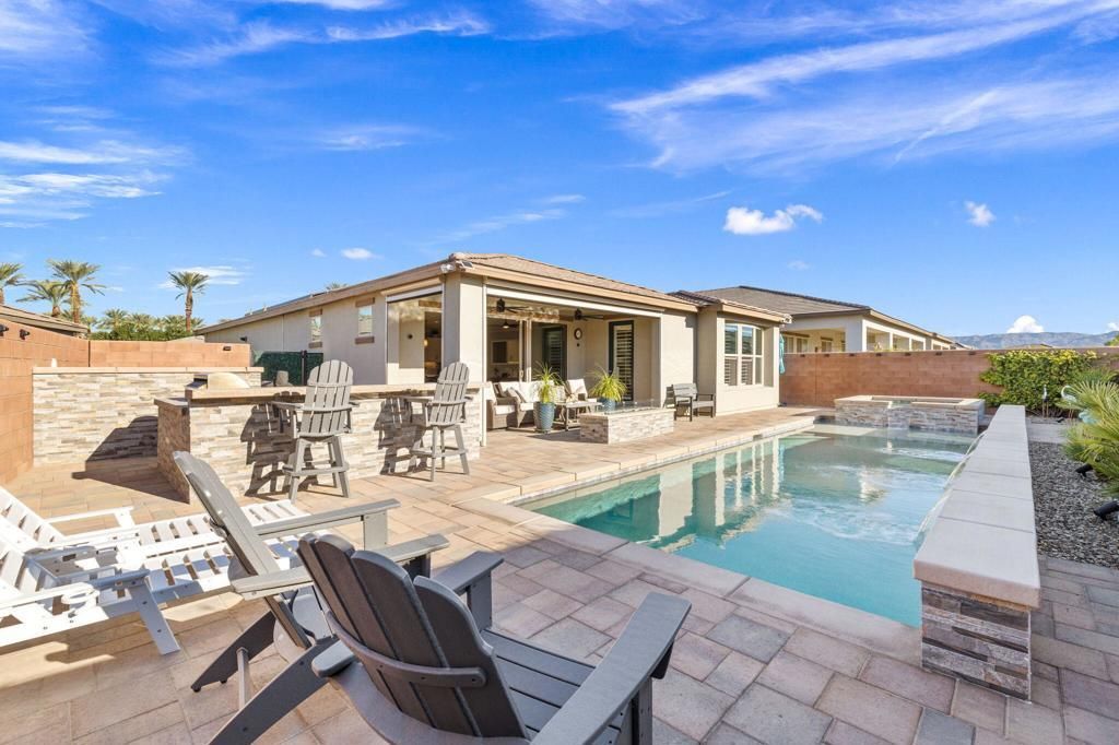 82425 W Mccarroll Drive, Indio