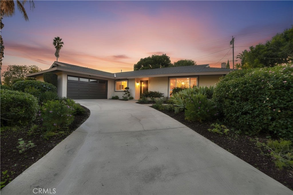 Photo of Listing #CV25251356