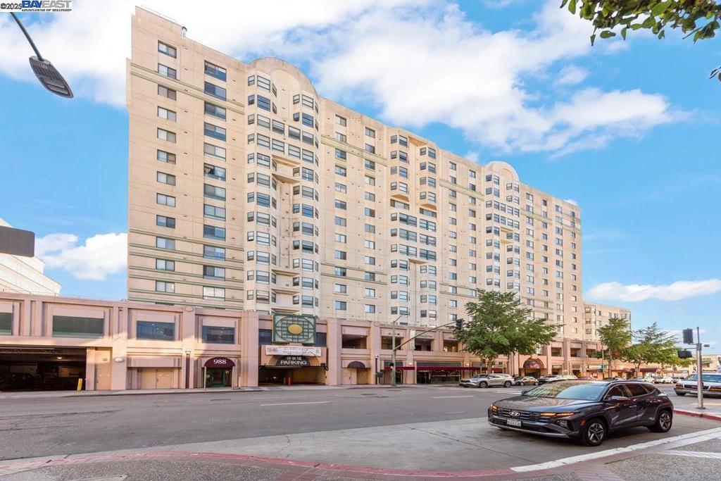 Photo of Listing #41116365