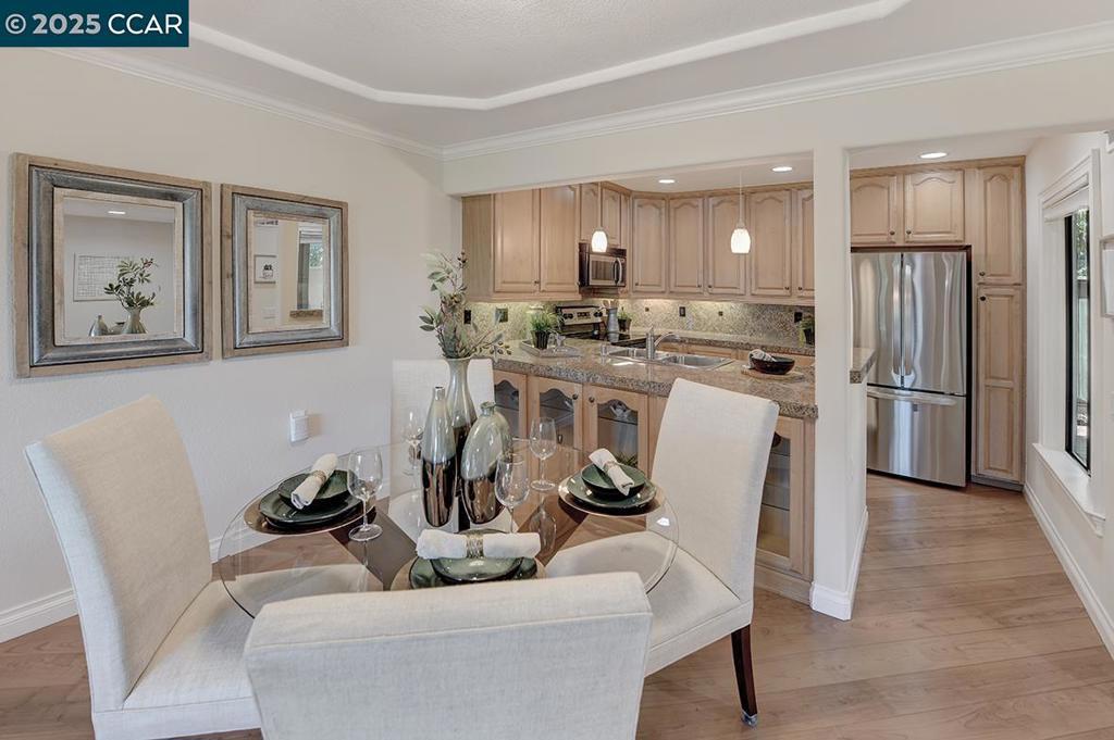 Photo of Listing #41116415