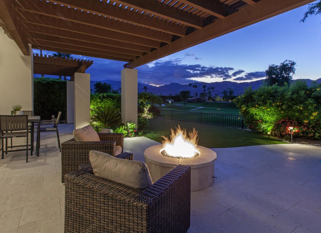 49783 Via Conquistador, La Quinta