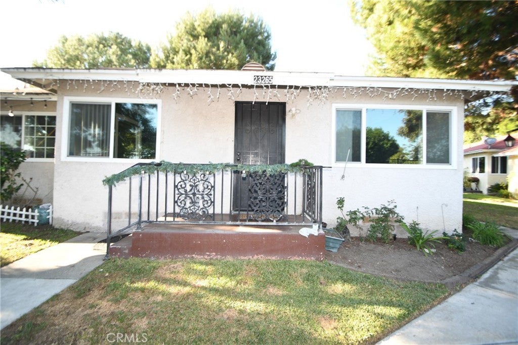 Photo of Listing #PV25251555