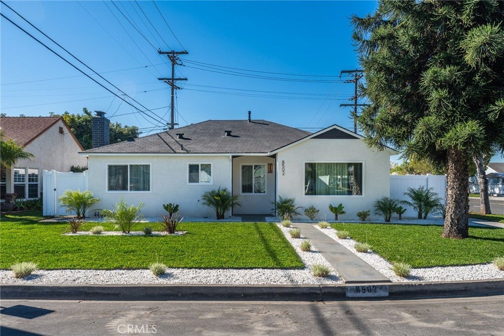 Photo of Listing #DW25251758