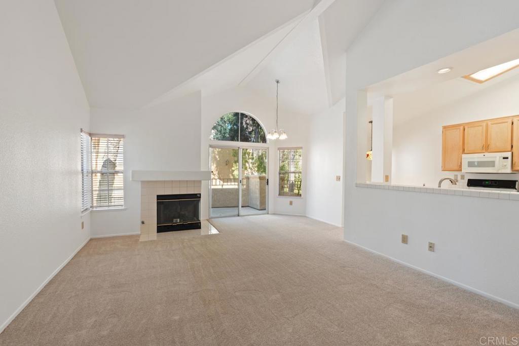 Photo of Listing #PTP2508257