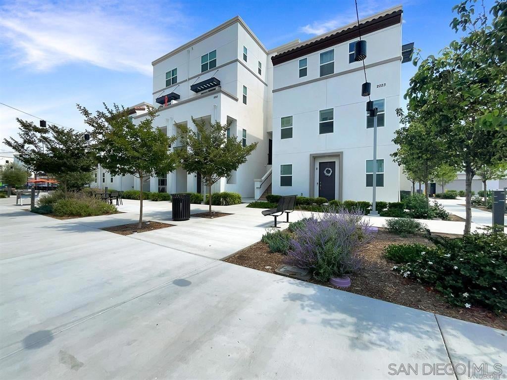 Photo of Listing #250043152SD