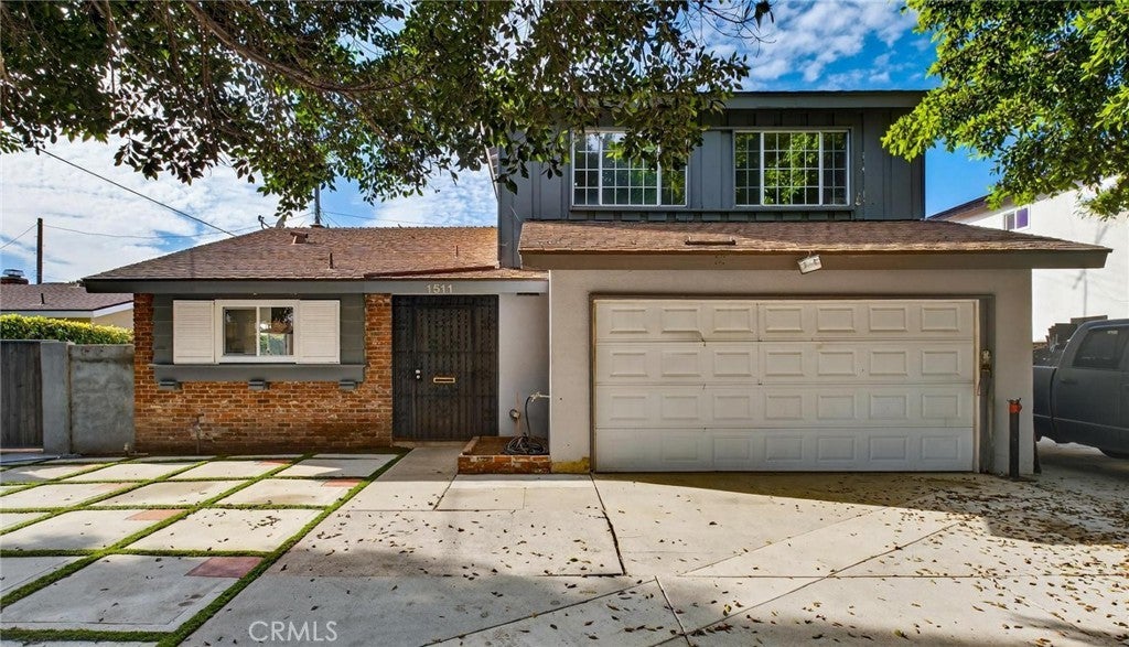 Photo of Listing #SB25252320