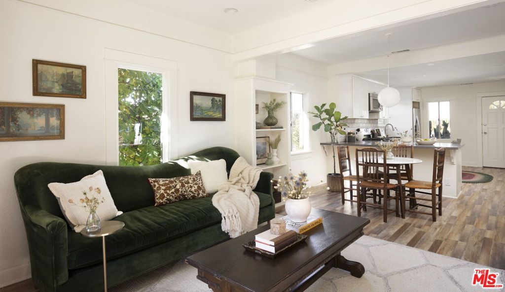 Photo of Listing #25613709