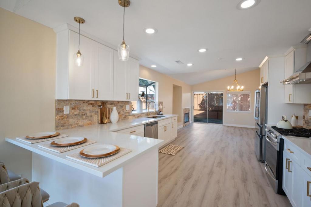 Photo of Listing #ML82026660