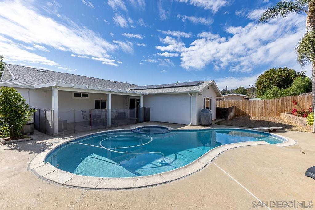 Photo of Listing #250043321SD