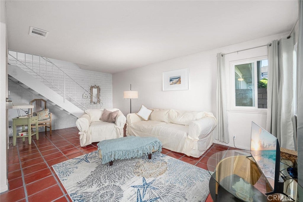 Photo of Listing #OC25252557