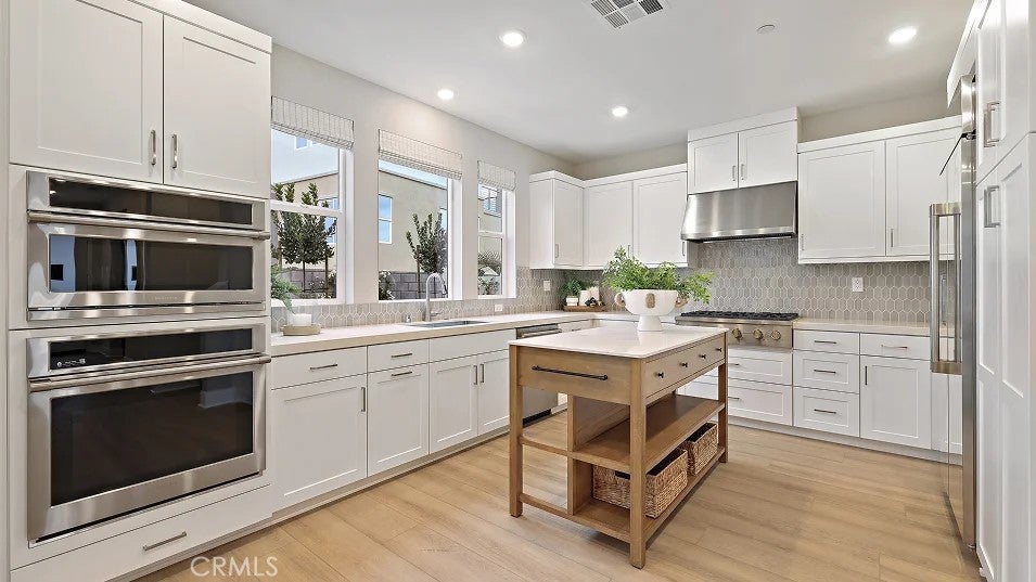 Photo of Listing #OC25254409