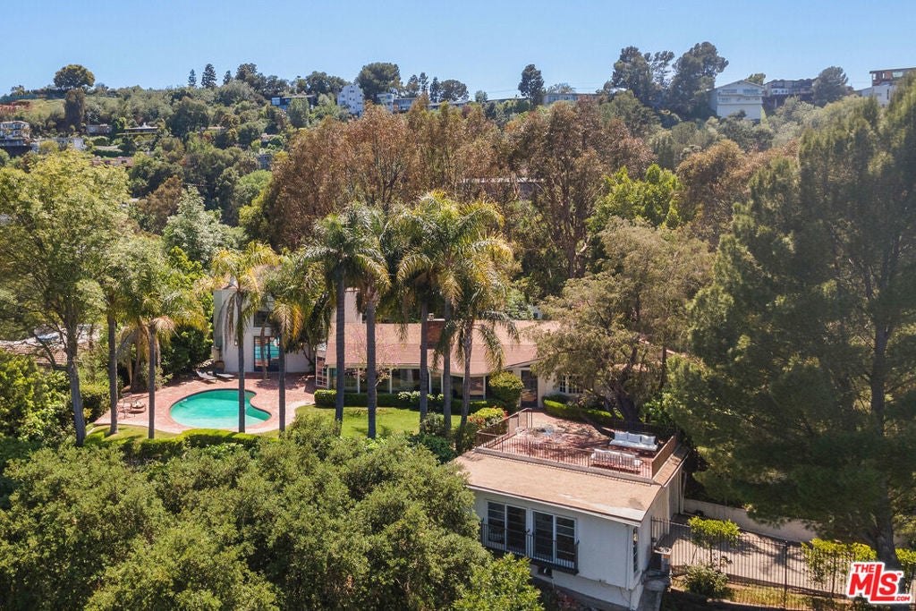 Photo of Listing #25615269