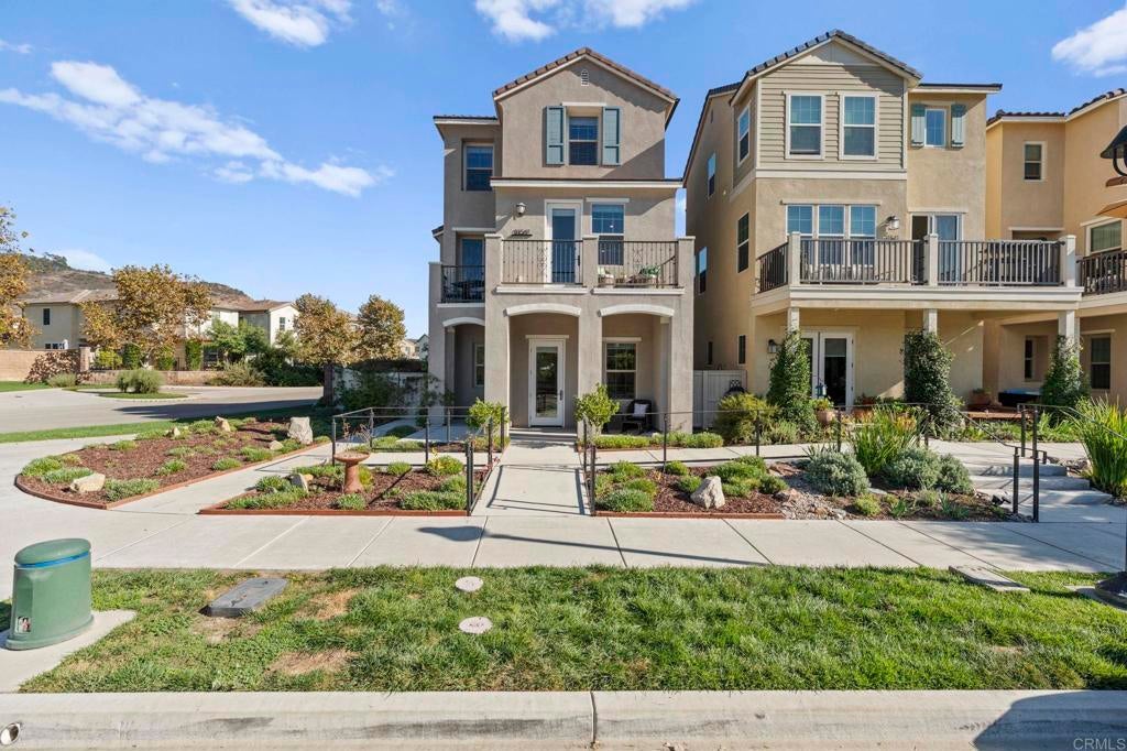 Photo of Listing #PTP2508358