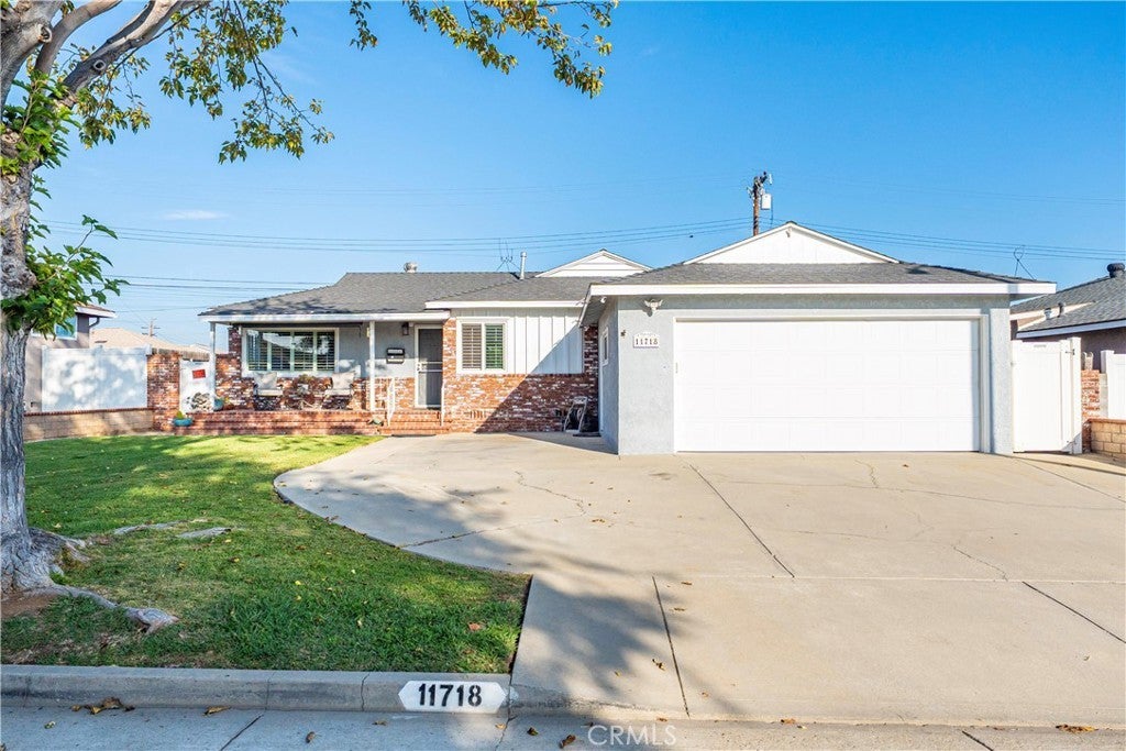 Photo of Listing #PW25254608