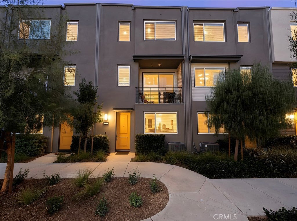 Photo of Listing #SR25248351