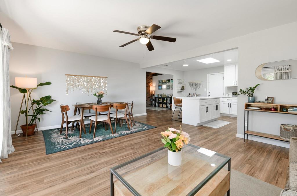 Photo of Listing #PTP2508397