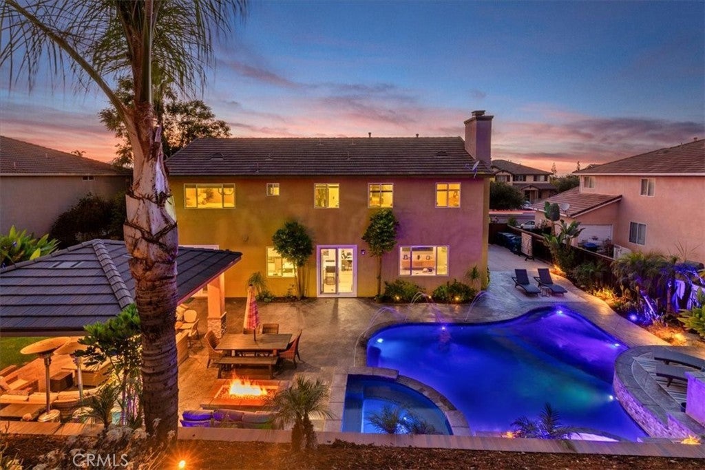 Photo of Listing #IV25255550