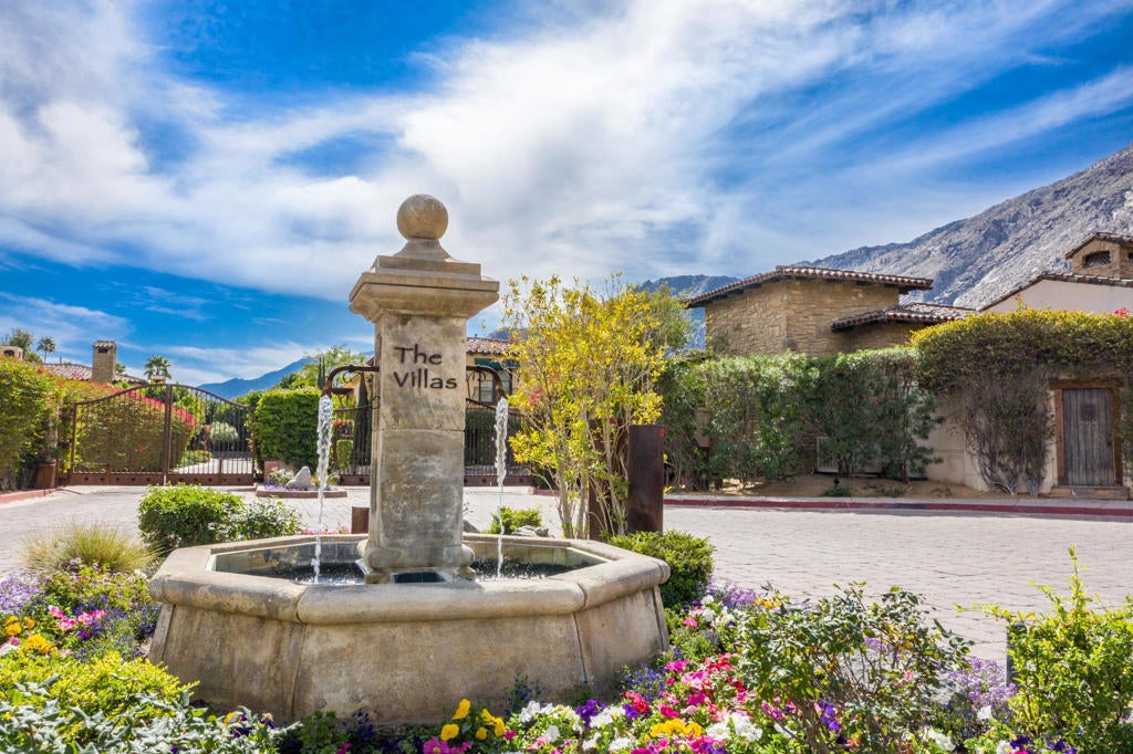 398 Villaggio Drive S, Palm Springs