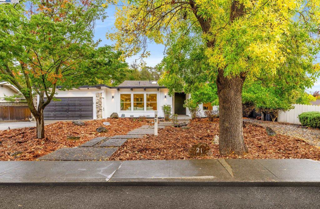 Photo of Listing #41116972