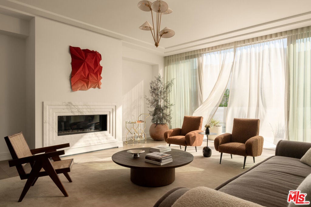 Photo of Listing #25602541