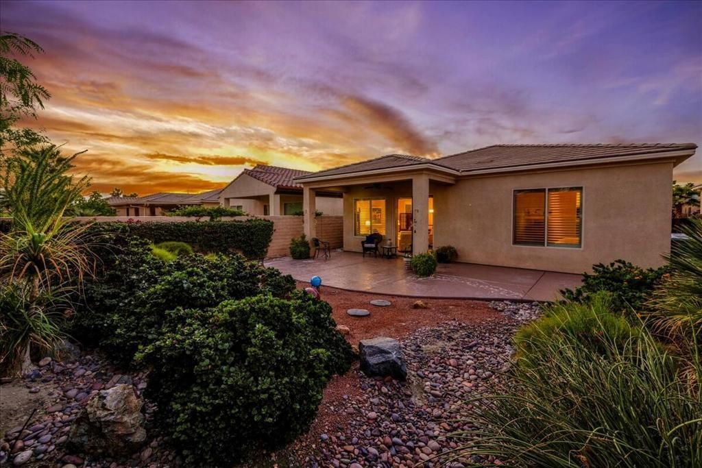 39048 Camino Orquesta, Indio