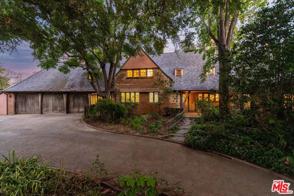 Photo of Listing #25609287